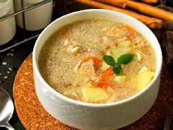 Арабска (ориенталска) пилешка супа с булгур - снимка на рецептата